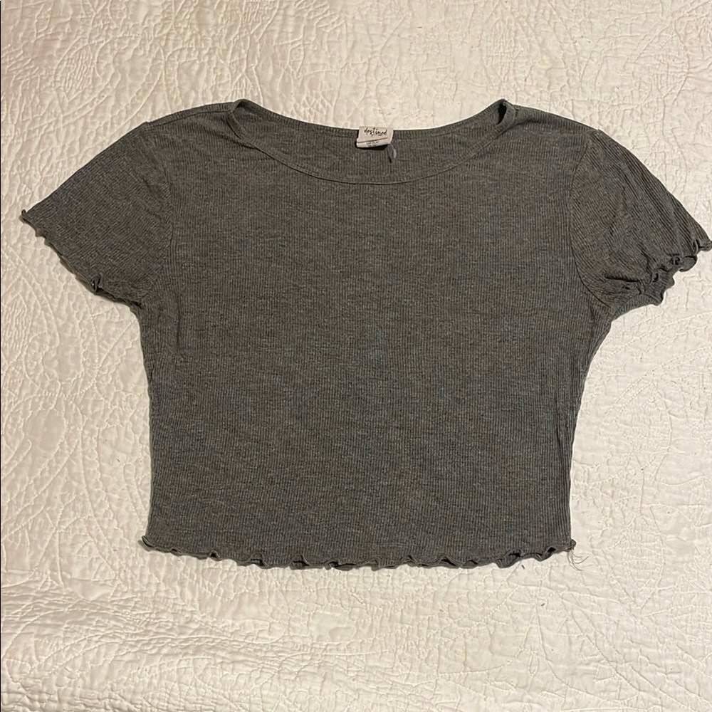 Gray T-shirt with Ruffle Sleeves and Hem